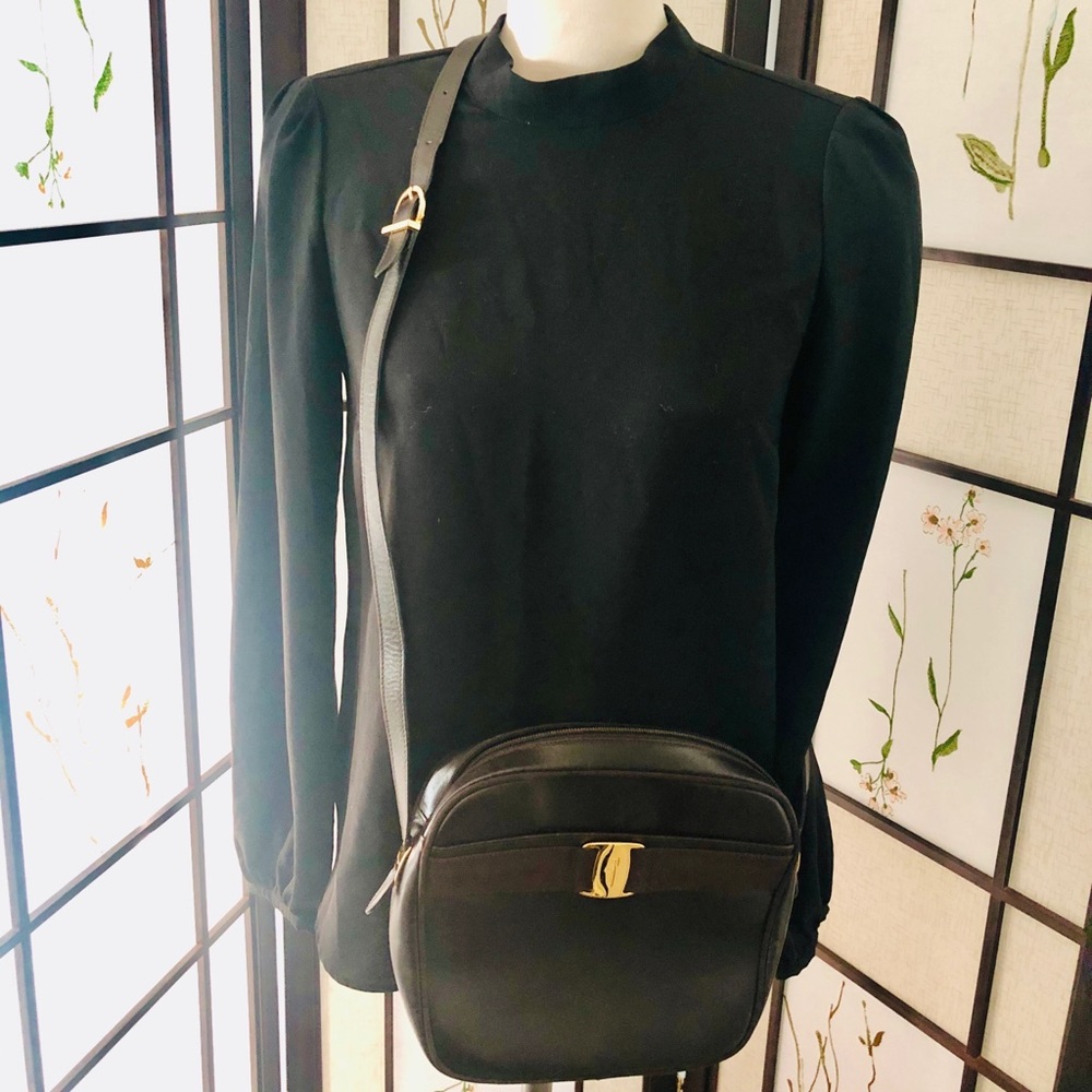 Ferragamo Brown Leather Shoulder Bag Crossbody